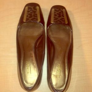 Brown flats with cheetah accent